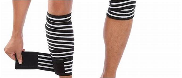 Adjustable thigh compression sleeve